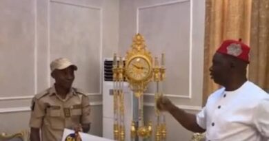 Seahorse lubricants CEO, Ebuka gifts immigration officer Orji N5m for rejecting N10m bribe & arresting ritualist Ezeani